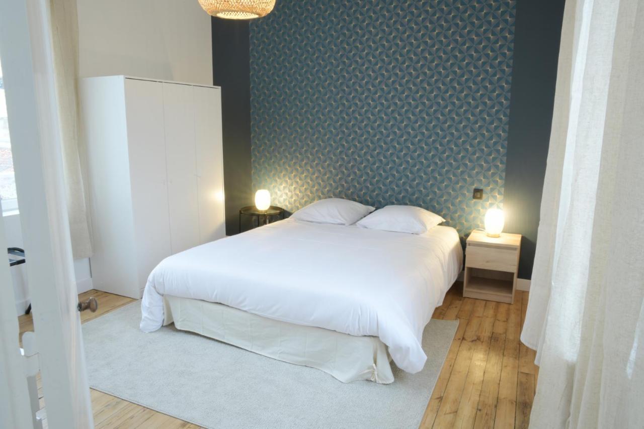 T2 De 55M2 Avec Toit Terrasse, Hyper Centre, Wifi, Draps, Savons Et Serviettes Fournis Cognac Exteriör bild